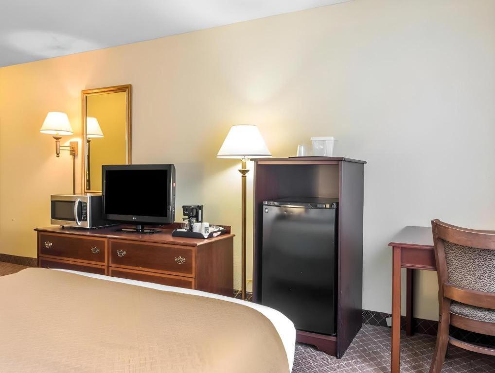 Quality Inn Danville Kültér fotó