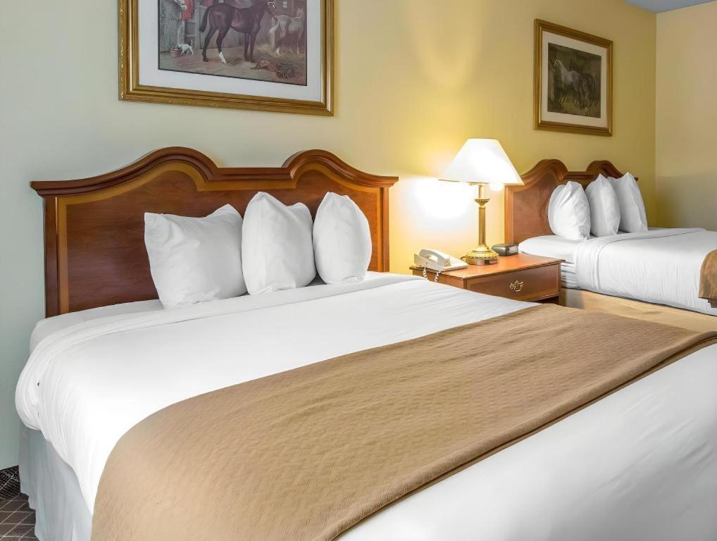Quality Inn Danville Kültér fotó