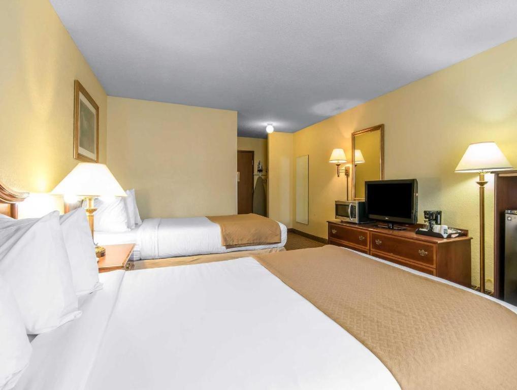Quality Inn Danville Kültér fotó