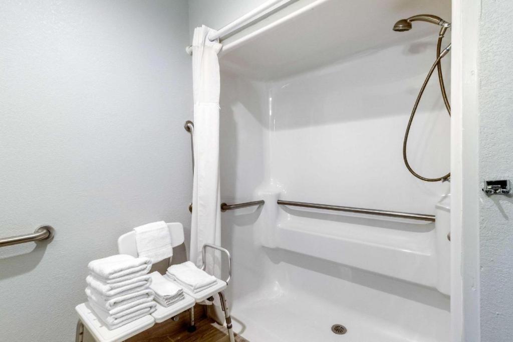 Quality Inn Danville Kültér fotó
