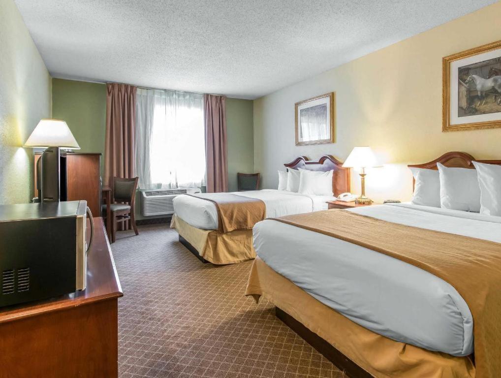 Quality Inn Danville Kültér fotó